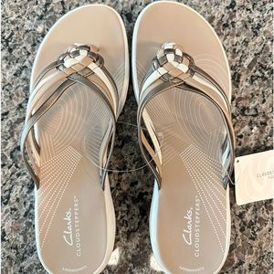 New Clark’s Cloudsteppers Size 10